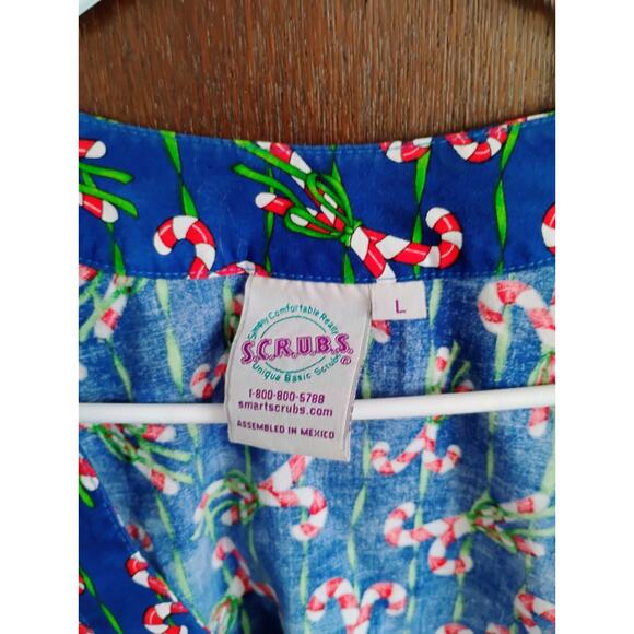 LG Women's Candy Cane Scrubs Coat. Buttoned Up With Pockets. Christmas. Holiday. - Picture 4 of 12
